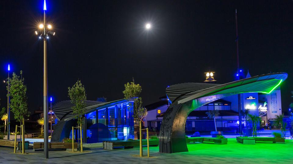 Schréder developed a bespoke illumination scheme for Bournemouth Pier to create an unique nocturnal identity