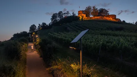 Smart standalone solar lighting solution ensures safety on path to Weibertreu Castle